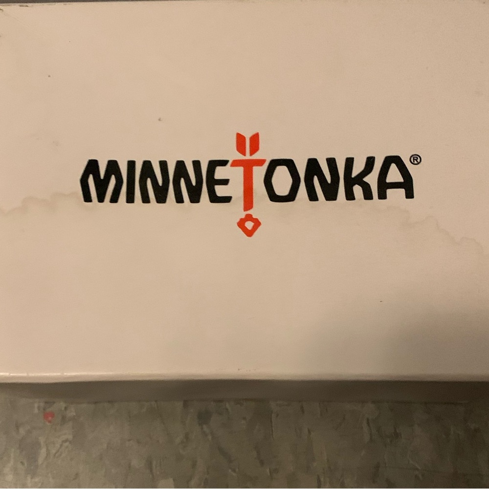 Minnetonka Booties for Infants (PLEASE READ DESCRIPTION)